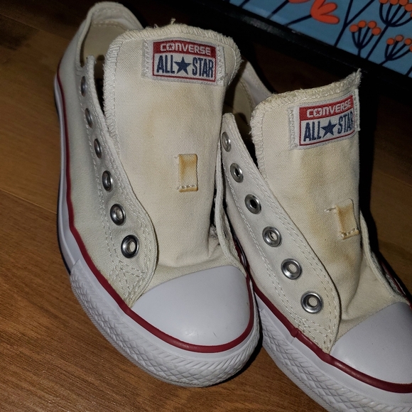 Converse - Picture 2 of 6